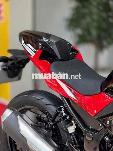Kawasaki Ninja 300 Trả Trước 2x Nhận Xe