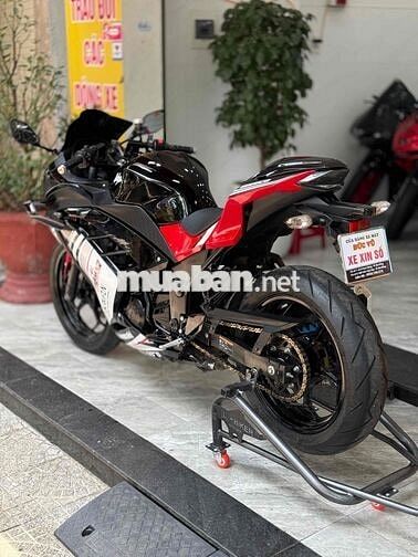 Kawasaki Ninja 300 Trả Trước 2x Nhận Xe