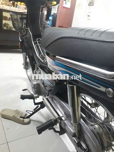 Honda Dream lùn Thái Đen