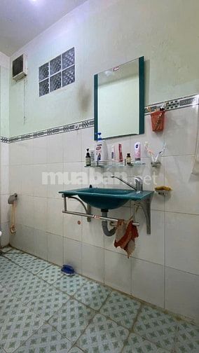 Bán nhà hẻm 6m lạc long quân p5 q11 - giá 5950