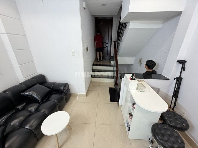 BÁN NHÀ NGUYỄN TRỌNG TUYỂN PHÚ NHUẬN HẺM XE TẢI 