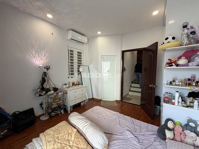 BÁN NHÀ NGUYỄN TRỌNG TUYỂN PHÚ NHUẬN HẺM XE TẢI 