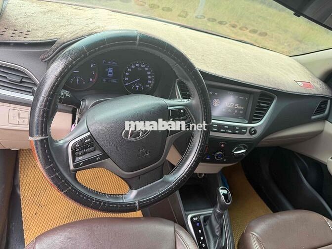 Hyundai Accent Đỏ 111708 km