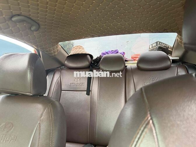 Hyundai Accent Đỏ 111708 km