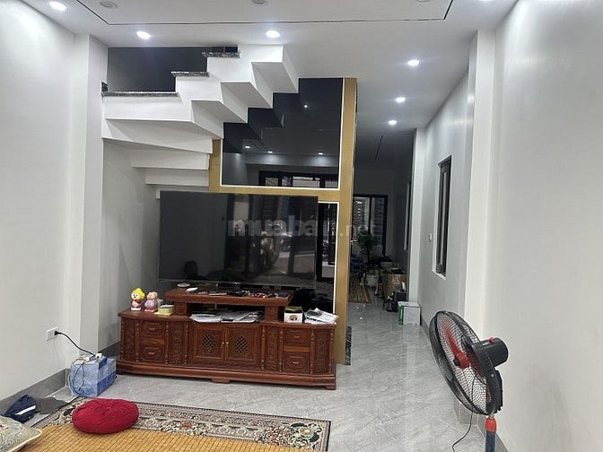 Chu Huy Mân – Long Biên – Ô TÔ – 69 m2 – 5 Tầng – MT 3.6 M – Giá 14.7 