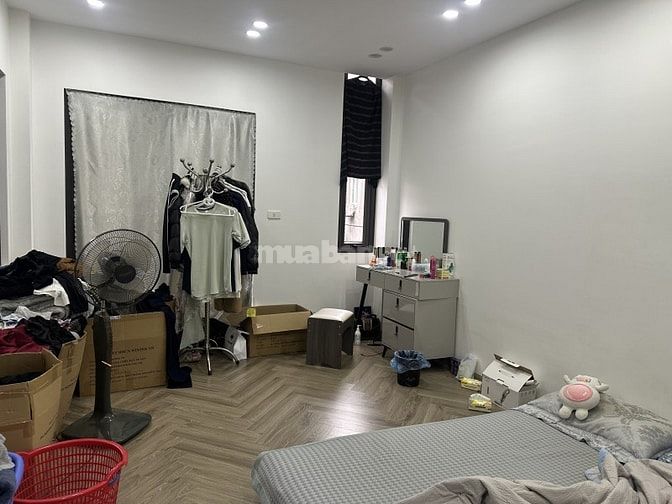 Chu Huy Mân – Long Biên – Ô TÔ – 69 m2 – 5 Tầng – MT 3.6 M – Giá 14.7 