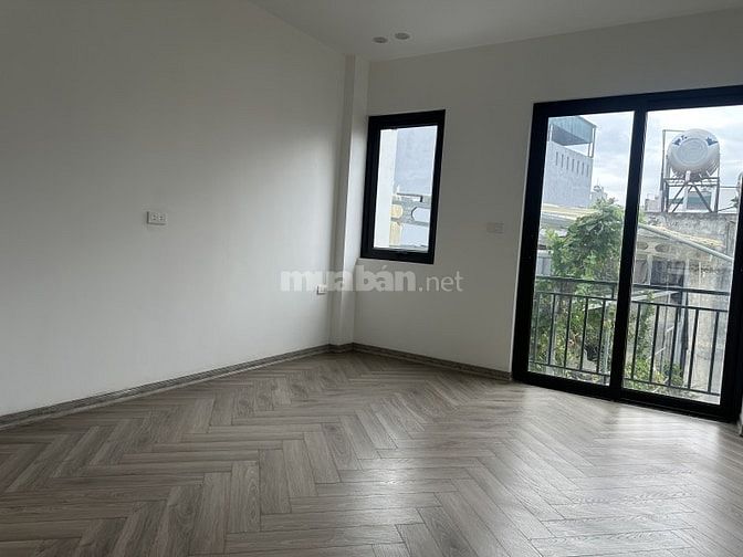 Chu Huy Mân – Long Biên – Ô TÔ – 69 m2 – 5 Tầng – MT 3.6 M – Giá 14.7 