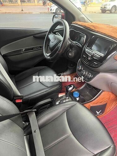 VinFast Fadil Plus 2022 Đỏ