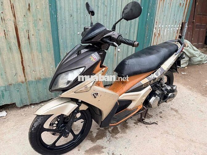 Yamaha Novo LX Vàng đồng