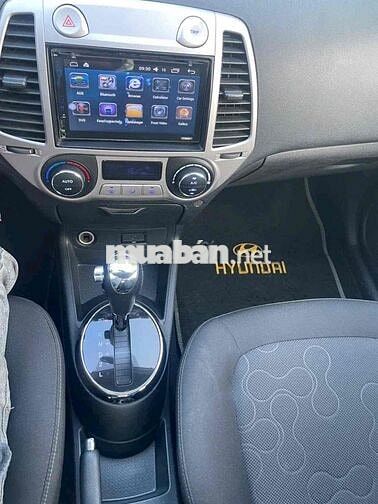 Hyundai i20 Bạc