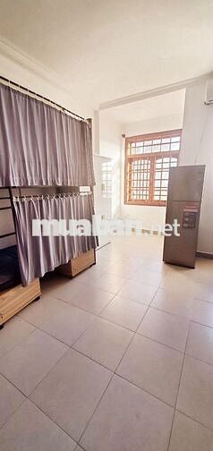Cho thuê ký túc xá, phòng trọ ở ghép, giá 1tr6  Thủ Đức