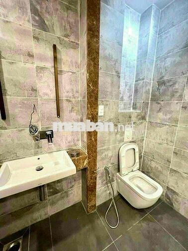 Bán nhà hẻm xe hơi khu VIP Phan Đăng Lưu, Phú Nhuận. Giá 3Tỷ990 còn TL