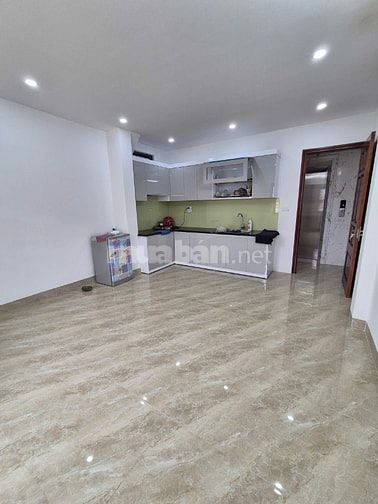 Bán Di Sản Nguyễn thái Học, 6 Tầng thang máy, Lô góc 