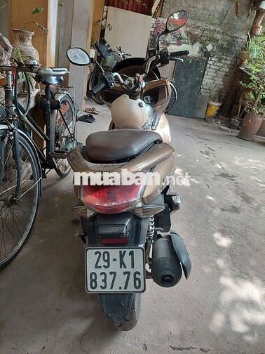 Honda PCX màu Nâu