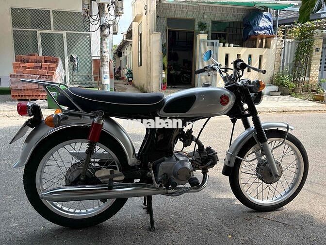 Honda 67 màu Bạc