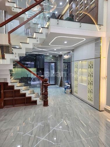 BÁN NHÀ GẦN LÊ VĂN QUỚI, HẺM XE HƠI, NHÀ 5 TẦNG MỚI Ở NGAY, NHỈNH 7 TỶ