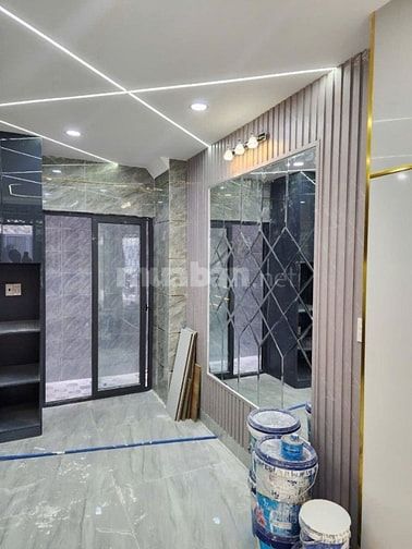 BÁN NHÀ GẦN LÊ VĂN QUỚI, HẺM XE HƠI, NHÀ 5 TẦNG MỚI Ở NGAY, NHỈNH 7 TỶ