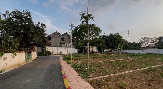 Đất gần ĐHQG Hòa Lạc giá chỉ ~2.8 tỷ 100m², dân cư đông, ở ngay