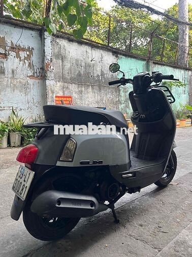 Yamaha Cuxi màu Xám