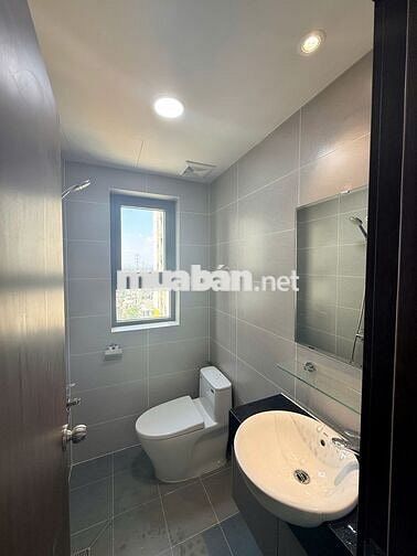 Cho thuê 1pn nhỏ trong căn 2pn tại toà Bcons City