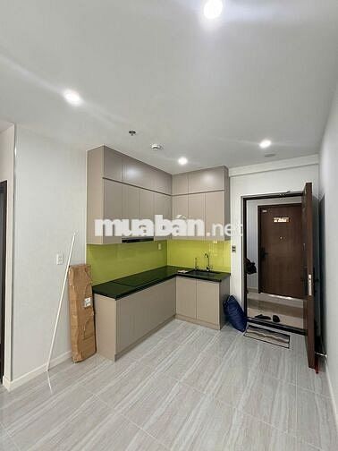 Cho thuê 1pn nhỏ trong căn 2pn tại toà Bcons City