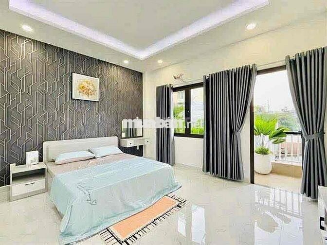 Hẻm 8m NGUYỄN SƠN, 3 Tấm, 4,5 x 18m, 5 Phòng Ngủ, 4 WC, 1 Sân Thượng