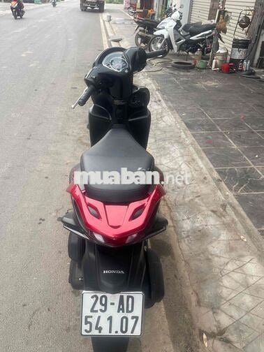 Honda Vision 2025 Đen 7000 km bảo spotyr