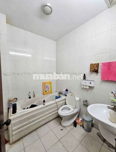 NHÀ 150M2 4 TẦNG MẶT TIỀN PHAN ĐĂNG LƯU 6M XE TẢI ĐỖ CỬA CÓ SÂN THƯỢNG