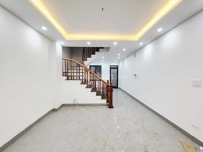 Giảm chào 200tr. Nhà phố Vĩnh Hưng, Hoàng mai, Dt 46m2, giá 2.7 tỷ.