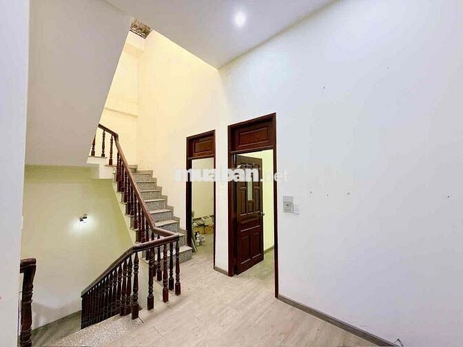 BÁN BIỆT THỰ VỊ TRÍ 2 ĐƯỜNG NGUYỄN ÁI QUỐC NGAY CÔNG AN B5 TÂN HIỆP