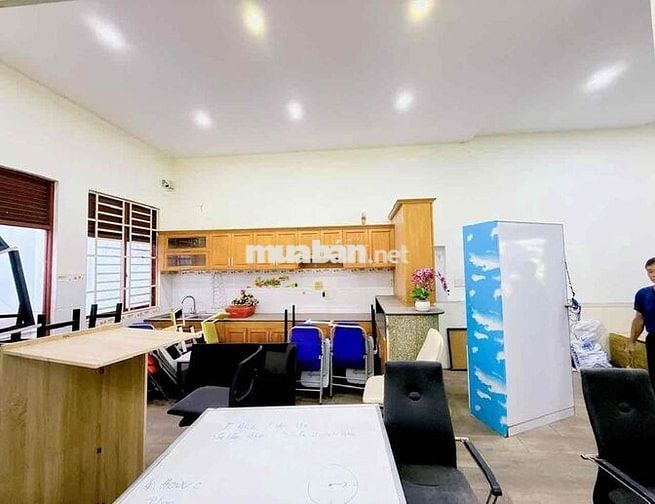 BÁN BIỆT THỰ VỊ TRÍ 2 ĐƯỜNG NGUYỄN ÁI QUỐC NGAY CÔNG AN B5 TÂN HIỆP