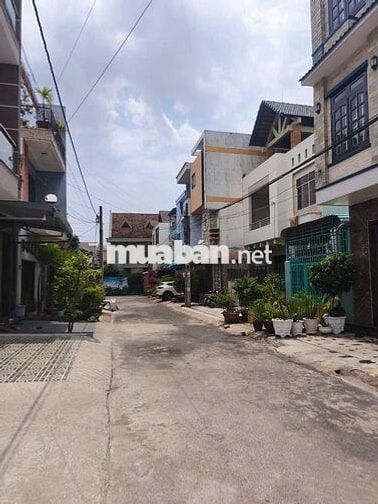 Bán khách sạn+ căn hộ siêu đẹp,giá rẻ.