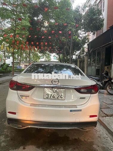 Mazda 6 2016 Premium 2.5 Trắng