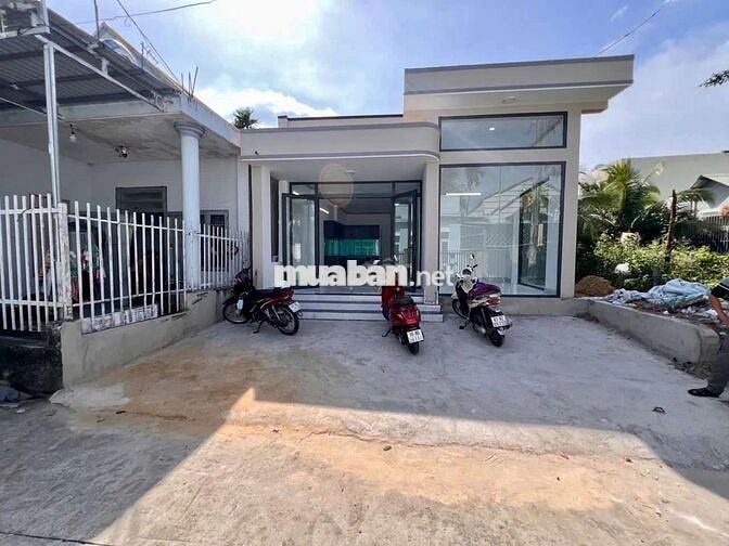 BÁN NHÀ 2PN MỚI XÂY 102,3M2 HẺM XE HƠI 6M HẺM 125 NGUYỄN ĐỨC THUẬN
