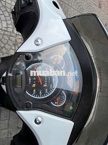 HONDA SH nhập Ý trắng sporty ODO 15895 zin chất xe
