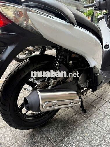 HONDA SH nhập Ý trắng sporty ODO 15895 zin chất xe