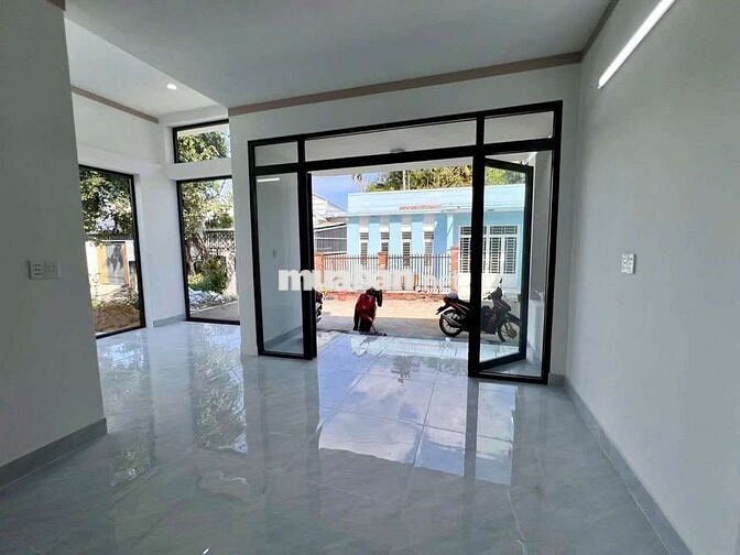 BÁN NHÀ 2PN MỚI XÂY 102,3M2 HẺM XE HƠI 6M HẺM 125 NGUYỄN ĐỨC THUẬN