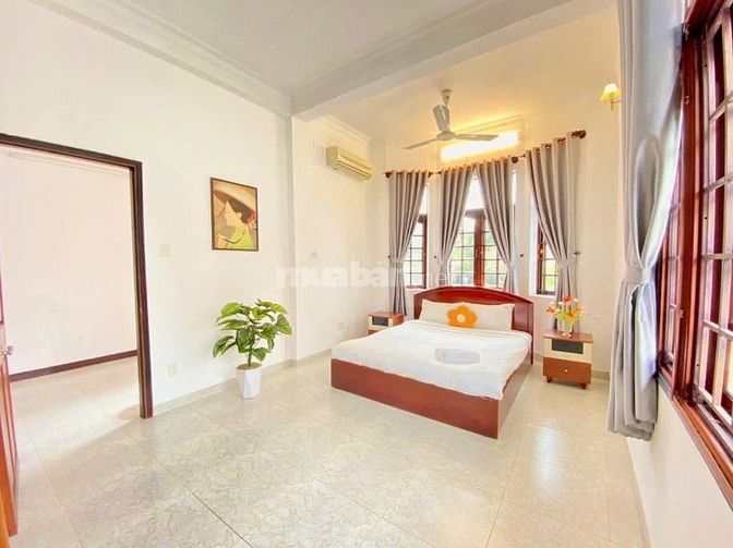 Cho thuê biệt thự 25A Nguyễn Ư Dĩ P.Thảo Điền Q.2 + Diện tích: 20mx35m