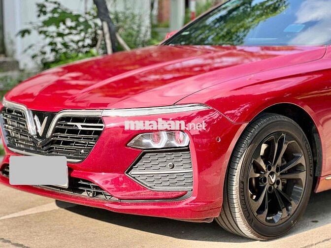 VinFast Lux A Plus 2.0 Turbo sản xuất 2022