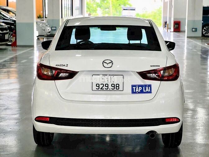 Mazda 2 Trắng Xe tập lái