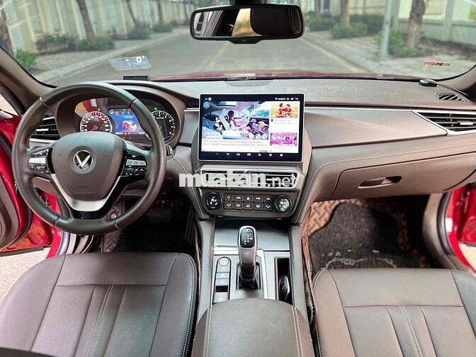 VinFast Lux A Plus 2.0 Turbo sản xuất 2022