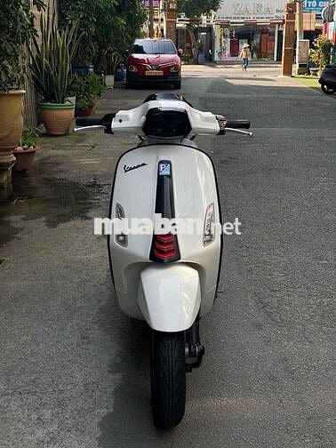 Piaggio Vespa Sprint Trắng Zin êm