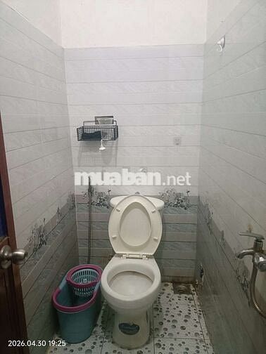 cho thuê nhà nguyên căn 1 trệt 2 lâu, 3pn
