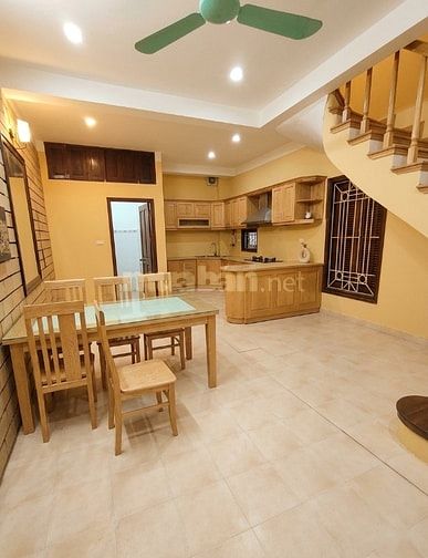 Phòng 30m2 phòng tắm riêng nội thất cao cấp giờ tự do