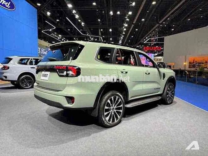 Ford Everest 2026 Trắng