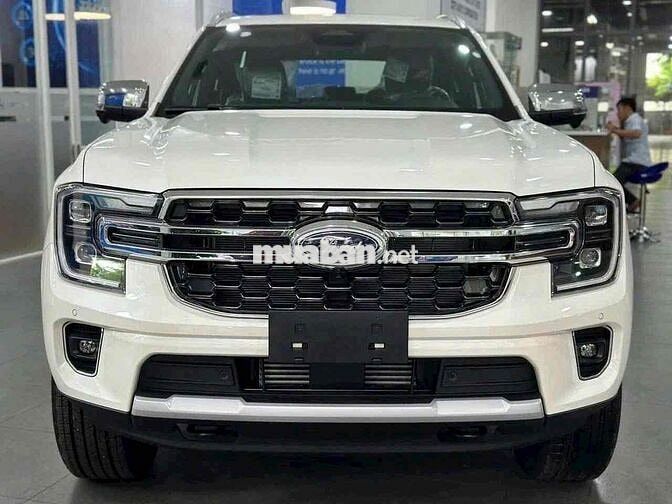 Ford Everest 2026 Trắng
