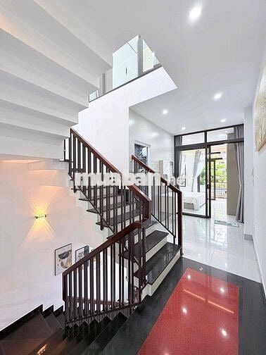 CHO THUÊ NHÀ 3 TẦNG FULL NỘI THẤT – HÒA CƯỜNG, HẢI CHÂU