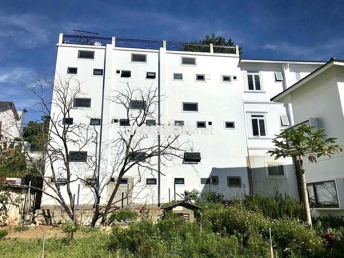 Cho thuê nhà mới xây tại trung tâm phường 9
