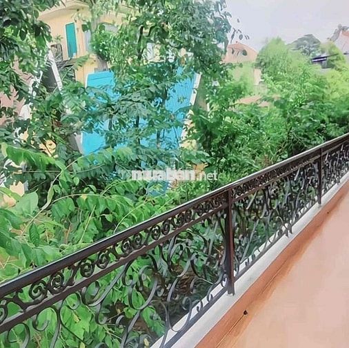 Cho thuê nhà mới xây tại trung tâm phường 9