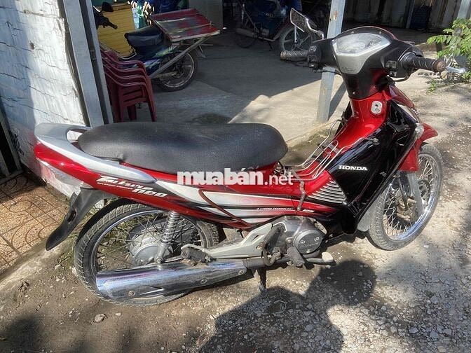Yamaha Luvias màu Nâu